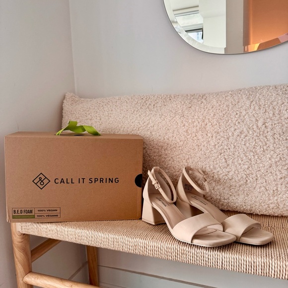 SOLD - Call It Spring Vickii Block Heel Sandal Size 7.5 - Picture 10 of 10